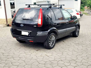 Ford Fusion foto 5