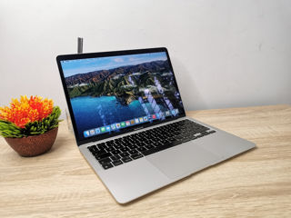 Macbook Air 2020 ( Apple M1/8Gb RAM/500Gb SSD) foto 2