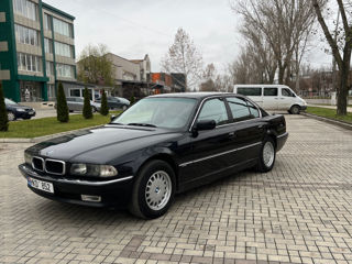 BMW 7 Series foto 5