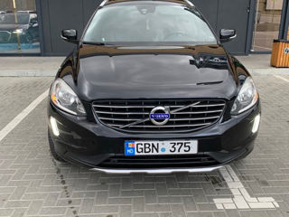 Volvo XC60 foto 2