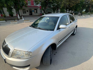 Skoda Superb foto 8