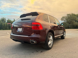 Porsche Cayenne foto 2