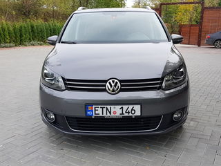 Volkswagen Touran foto 5