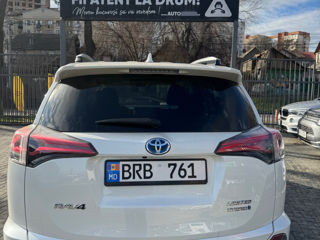 Toyota Rav 4 foto 4