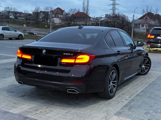 BMW 5 Series foto 4