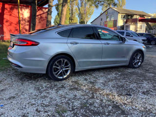 Ford Fusion foto 5