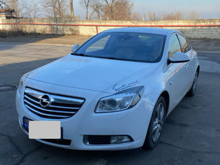 Opel Insignia foto 2