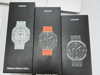 Samsung Galaxy watch Ultra silver / black  foto 1