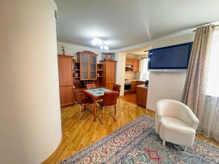 Apartament cu 3 camere, 90 m², Centru, Chișinău foto 3
