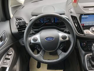 Ford C-Max foto 14