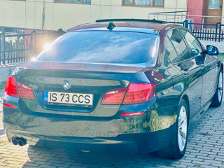 BMW 5 Series foto 3