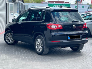 Volkswagen Tiguan foto 3