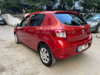 Dacia Sandero foto 4