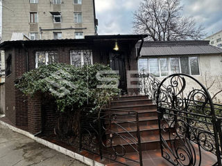 Se vinde apartament la sol, situat pe str. Bariera Sculeni. foto 0