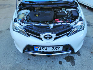 Toyota Auris foto 8