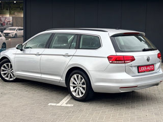 Volkswagen Passat foto 6