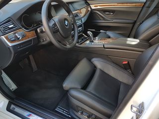 BMW 5 Series foto 4