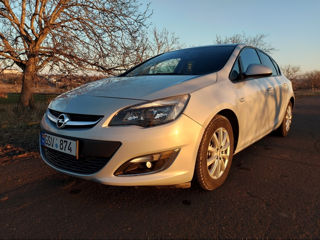 Opel Astra foto 2