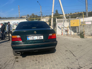 BMW 3 Series foto 3