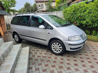 Volkswagen Sharan foto 8