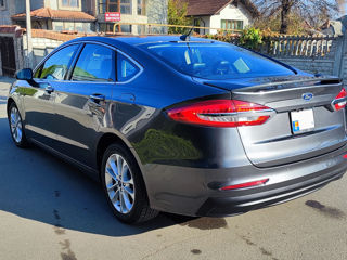 Ford Fusion foto 5