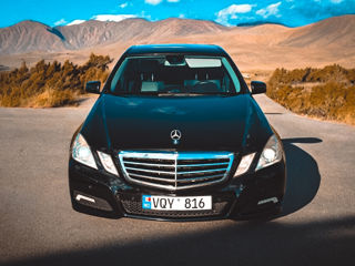 Mercedes E-Class foto 2