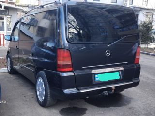 Mercedes V-Class foto 4