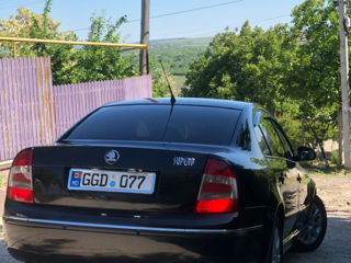 Skoda Superb foto 4