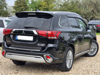 Mitsubishi Outlander foto 4