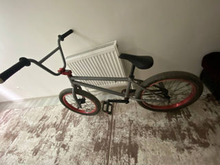 Продаю BMX