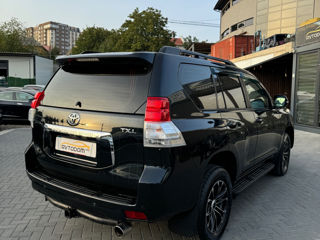 Toyota Land Cruiser Prado foto 4