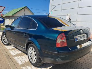 Volkswagen Passat foto 1