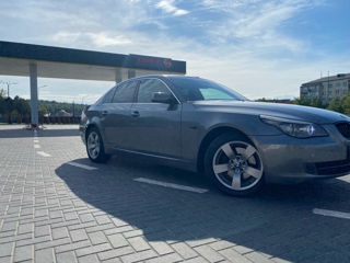 BMW 5 Series foto 7