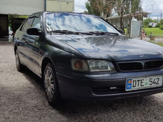 Toyota Carina foto 9