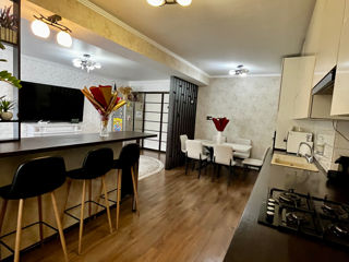 Apartament cu 3 camere, 80 m², Molodova, Bălți foto 15