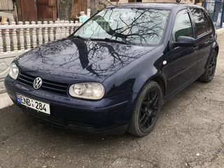 Volkswagen Golf foto 2