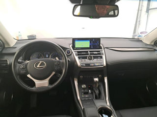 Lexus NX Series foto 7