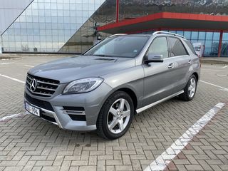 Mercedes ML Class foto 1