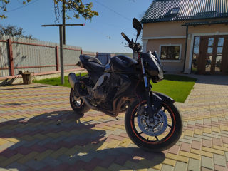 Kawasaki Z750 foto 5