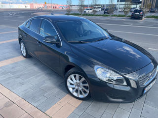 Volvo S60 foto 5