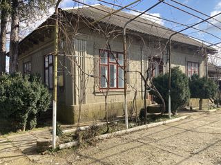 De vinzare casa de locuit, garaj, satul Moscovei, r-l Cahul foto 1