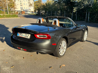 Abarth 124 Spider foto 2