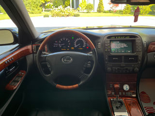 Lexus LS Series foto 5