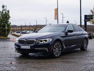 BMW 5 Series foto 8