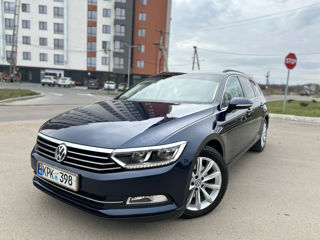 Volkswagen Passat foto 0