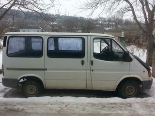 Ford Transit foto 4