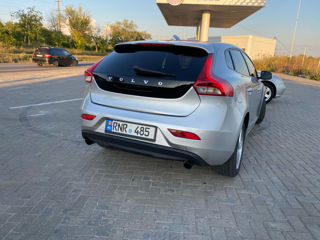 Volvo V40 foto 2