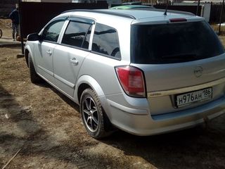 Opel Astra foto 3