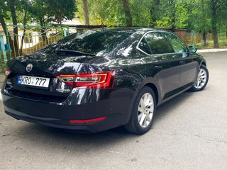 Skoda Superb foto 5