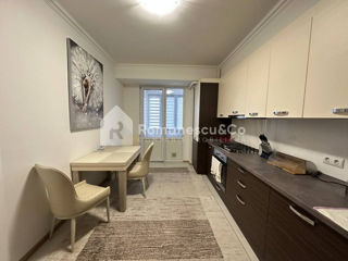 Apartament cu 3 camere, 73 m², Buiucani, Chișinău foto 6